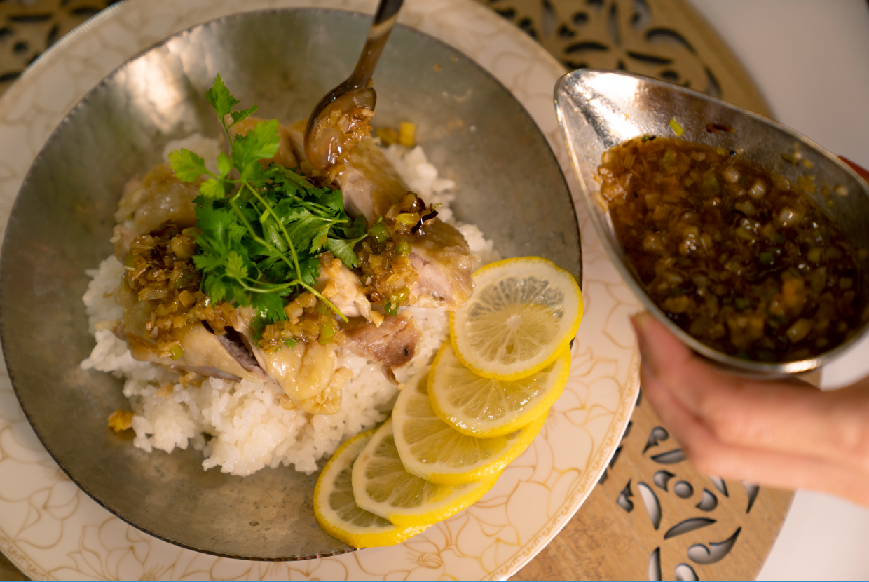 冷めても美味しい「液体塩こうじ」のカオマンガイ